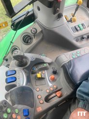 Farm tractor Deutz-Fahr AGROTRON - 11