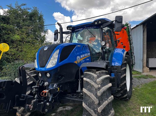 Farm tractor New Holland T7.210 AC - 1