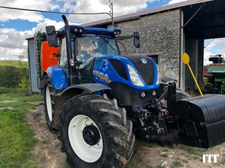 Farm tractor New Holland T7.210 AC - 1