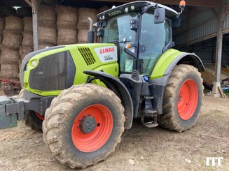 Farm tractor Claas AXION 800 - 3