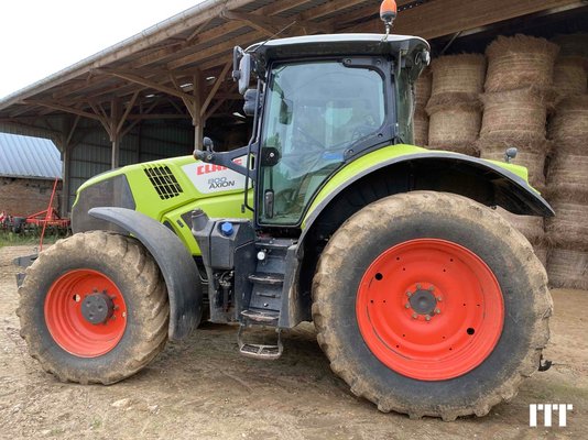 Farm tractor Claas AXION 800 - 1
