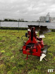 Plough Naud 4 CORPS - 2